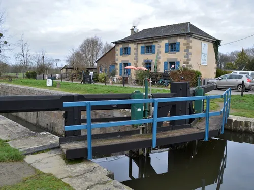 Qui veut changer de vie, et reprendre une maison éclusière ?